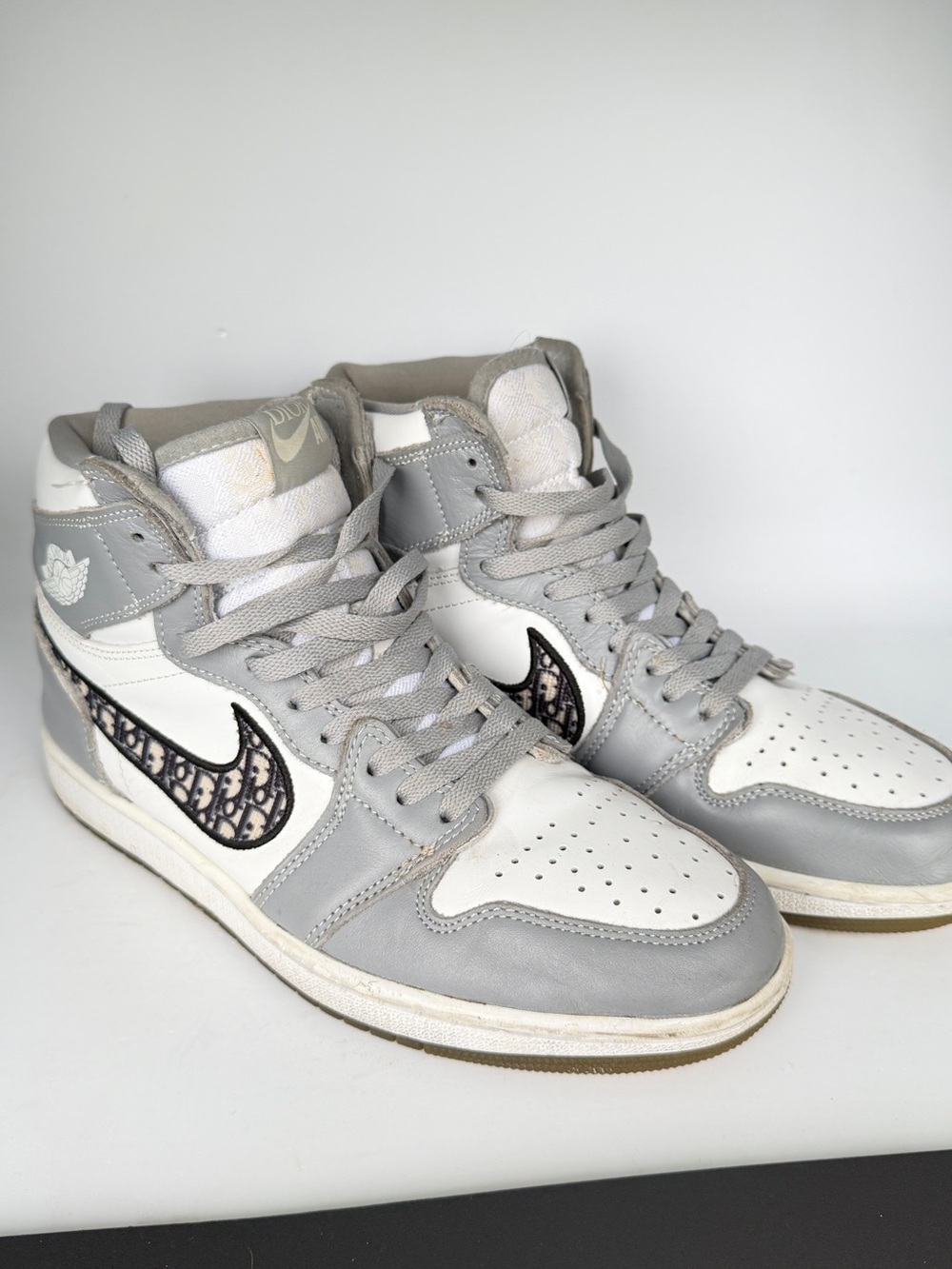 Air Jordan 1 High Dior Inspired Style Grey White Size 8.5 Men’s